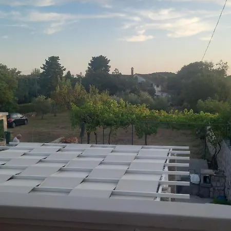 With Parking Space Susica, - 21618 Appartement