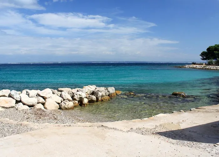 Διαμέρισμα With Parking Space Susica, - 21618 Ugljan